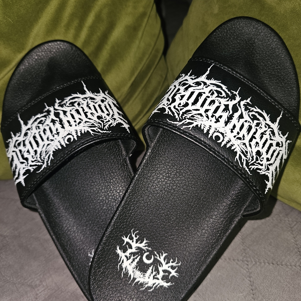 Lorna Shore Black And White Slides